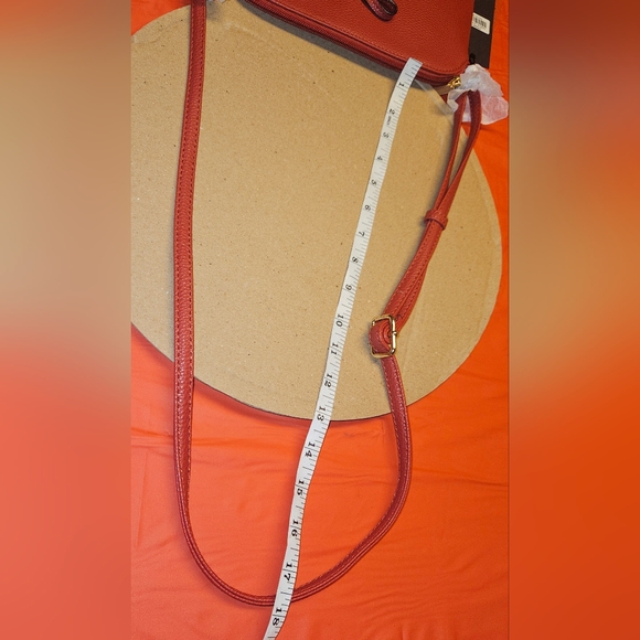 Vegan Crossbody Bag by Deluxity L.A. Red w/Front Tassels New w/Tags Lightweight - Picture 8 of 8